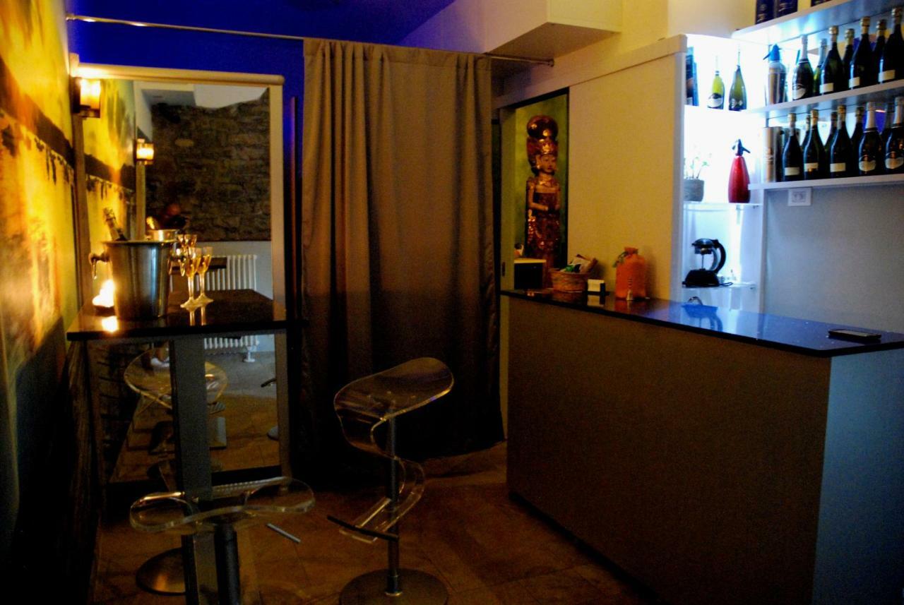 new emotion room Trieste Exterior foto